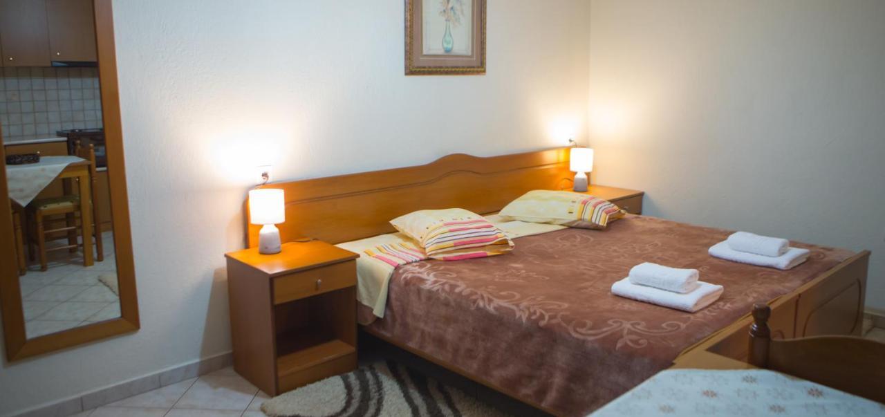 Avgi Apartman Káto Loutrákion Kültér fotó